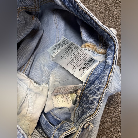 Levi’s jeans light blue size 25 with studs - Picture 7 of 11